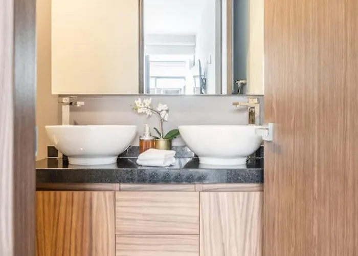 New Ph For 6, Bbq And Amazing Private Roof Terrace